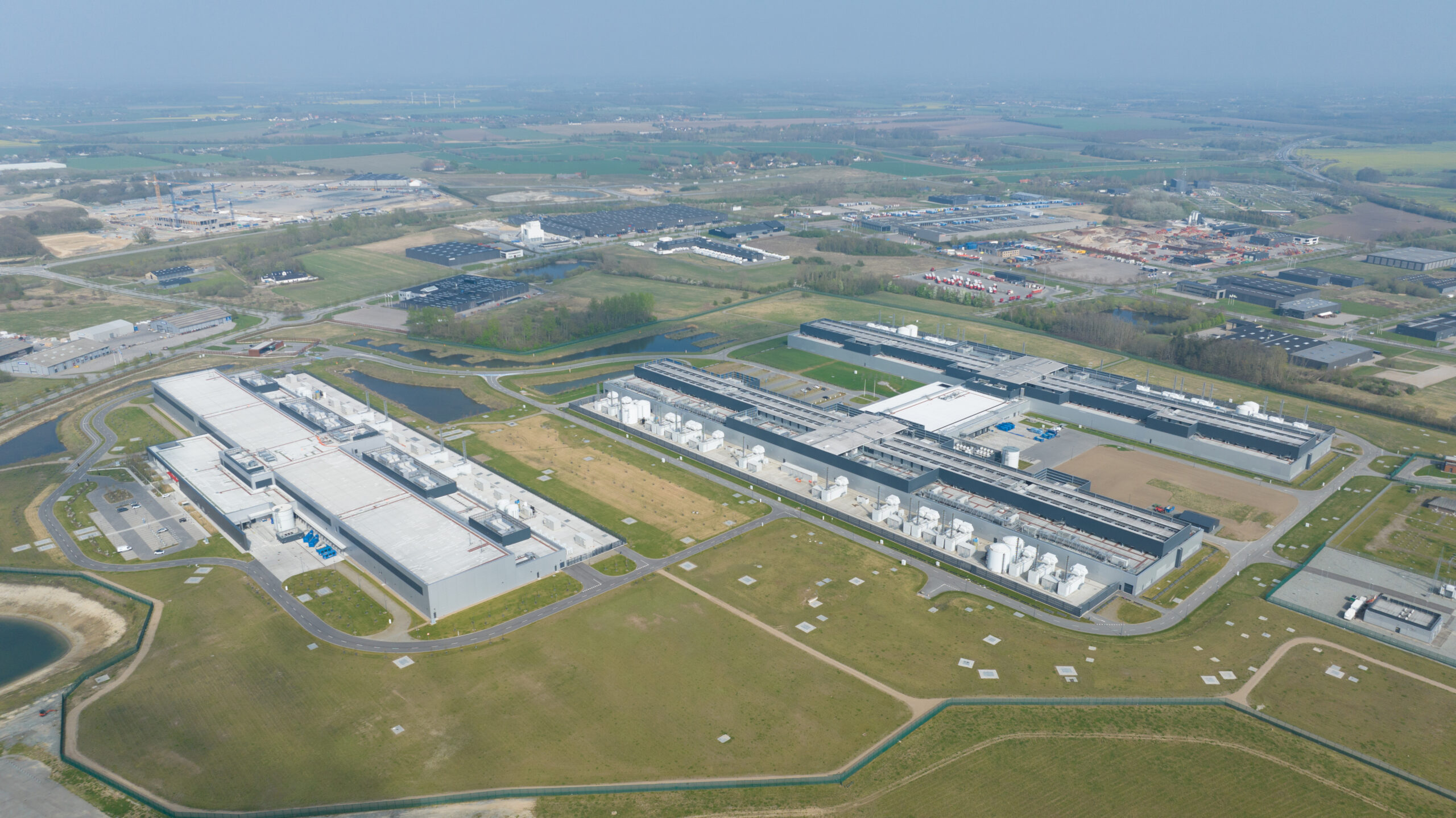 Data center aerial view showing grid reliability